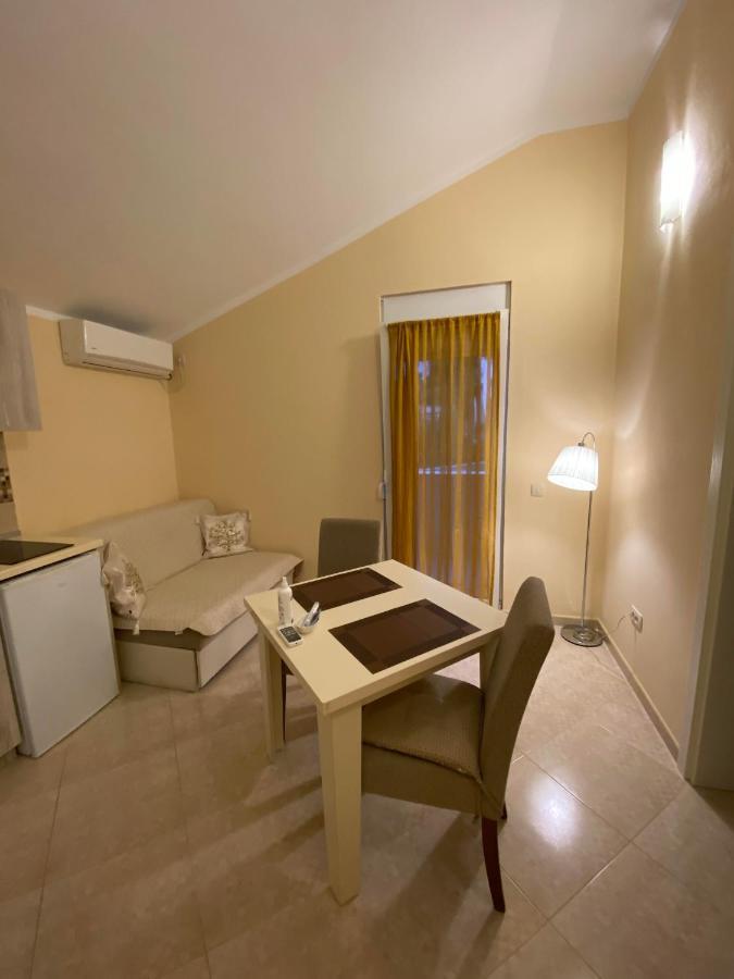 Apartmani Raskovic Budva Eksteriør bilde